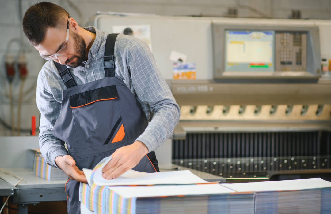 Hello. Hola. Bienvenidos a ALL COLORS s.a.s.